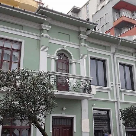 Sigal Pogradaş