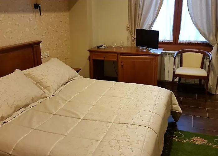 Sigal 3* Pogradaş